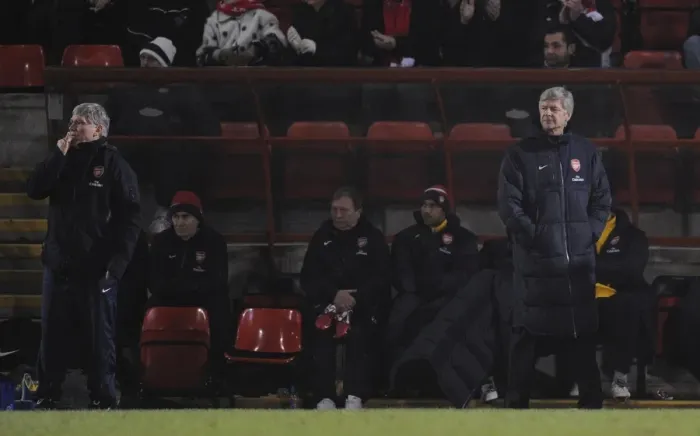 Framed Print : Arsenal manager Arsene Wenger and assistant Pat Rice. Leyton Orient 1: 1 Arsenal