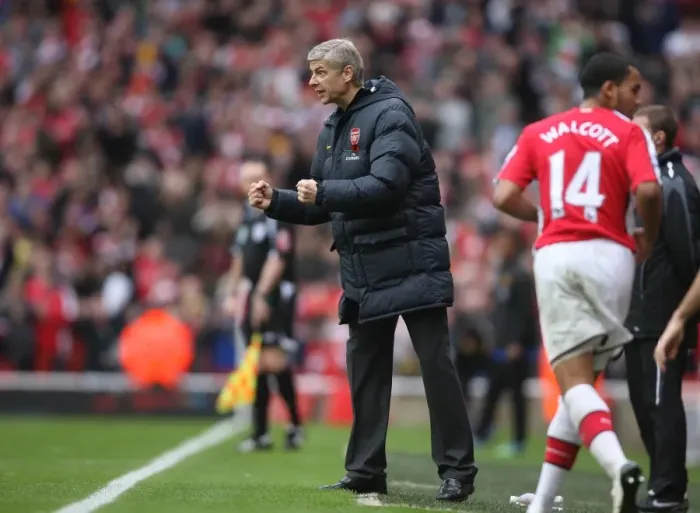 Framed Print : Arsenal manager Arsene Wenger celebrates the 2nd goal Arsenal 2