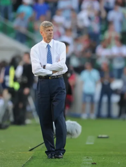 Framed Print : Arsenal manager Arsene Wenger. Legia Warsaw 5: 6 Arsenal, Wojska Polskiego Framed Print : Arsenal manager Arsene Wenger. Legia Warsaw 5: 6 Arsenal, Wojska Polskiego