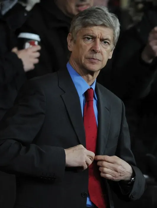 Framed Print : Arsenal manager Arsene Wenger. Manchester United 1: 0 Arsenal, Barclays Premier League Framed Print : Arsenal manager Arsene Wenger. Manchester United 1: 0 Arsenal, Barclays Premier League