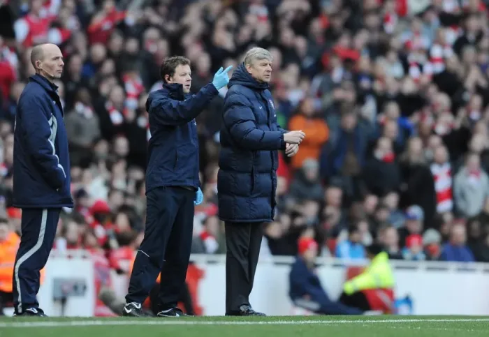 Framed Print : Arsenal manager Arsene Wenger with physio Colin Lewin. Arsenal 3: 1 Burnley
