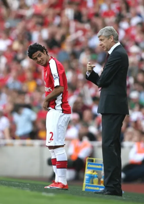 Framed Print : Arsenal manager Arsene Wenger with substitute Carlos Vela