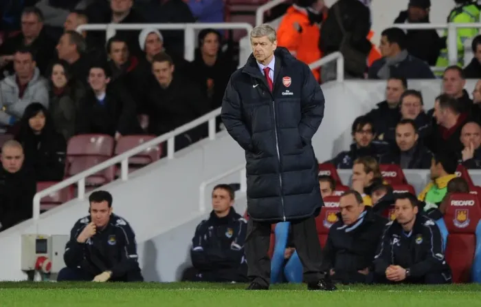 Framed Print : Arsenal manager Arsene Wenger. West Ham United 0: 3 Arsenal, Barclays Premier League Framed Print : Arsenal manager Arsene Wenger. West Ham United 0: 3 Arsenal, Barclays Premier League
