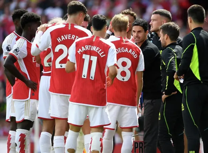 Framed Print : Arsenal Manager Mikel Arteta Rallies Team During Arsenal v Nottingham Forest Premier League Match, 2023-24