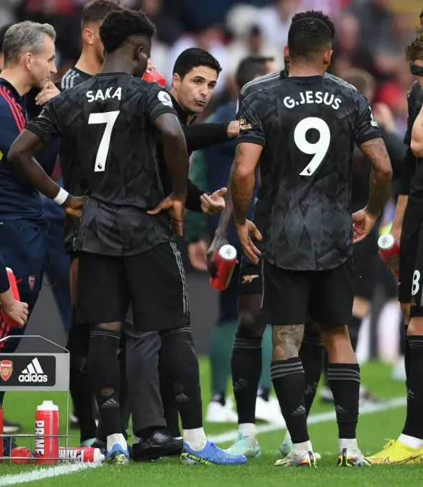 Framed Print : Arsenal Manager Mikel Arteta Rallies Team During Southampton vs Arsenal Premier League Match, 2022-23 Framed Print : Arsenal Manager Mikel Arteta Rallies Team During Southampton vs Arsenal Premier League Match, 2022-23