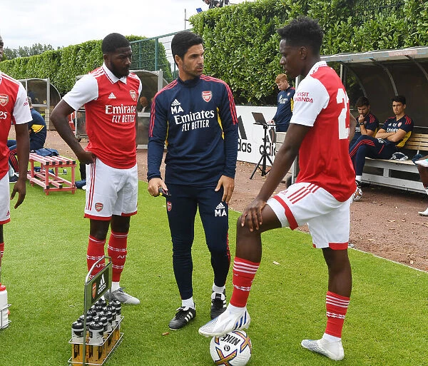 Arsenal Manager Mikel Arteta Strategizes with Players Ahead of Arsenal vs Ipswich Town (2022) Pre-Season Friendly