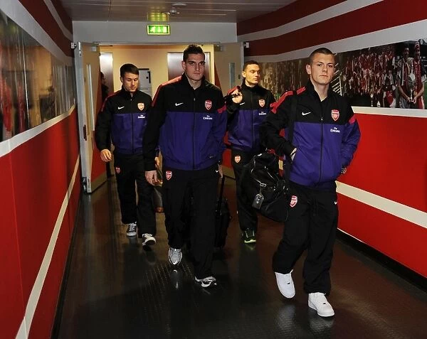 Arsenal: Mannone and Wilshere Pre-Match Focus vs. Queens Park Rangers (2012-13)