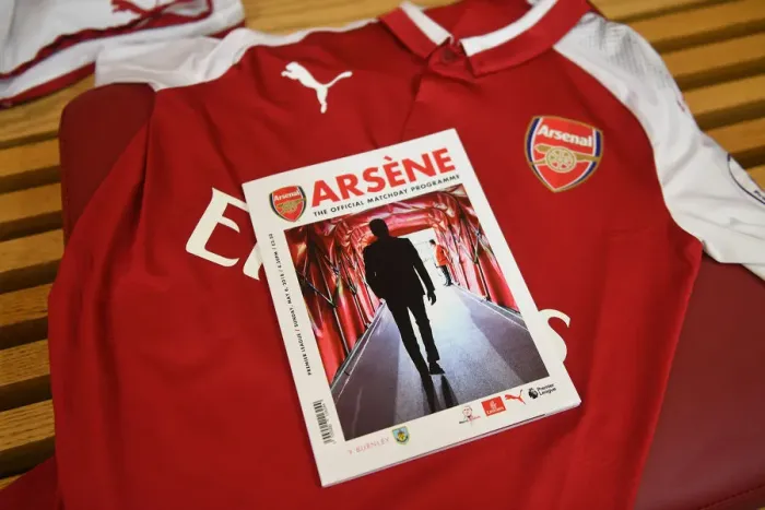 Framed Print : Arsenal Matchday Program: Arsenal vs Burnley, Premier League 2017-18 - Pre-Match Moments in the Changing Room Framed Print : Arsenal Matchday Program: Arsenal vs Burnley, Premier League 2017-18 - Pre-Match Moments in the Changing Room