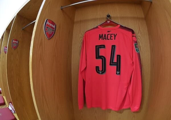 Arsenal: Matt Macey in the Changing Room before Arsenal v Norwich City (Carabao Cup, 2017-18)