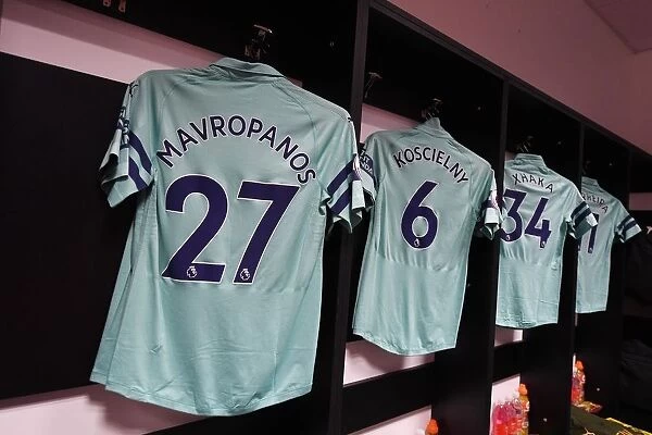 Arsenal: Mavropanos Empty Jersey in Watford Changing Room - Premier League 2018-19