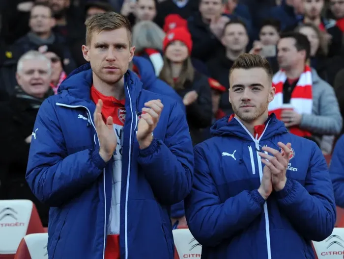 Framed Print : Arsenal: Mertesacker and Chambers Pre-Match Huddle vs. Everton (2015)