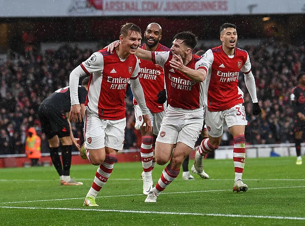 Arsenal: Odegaard and Tierney's Unstoppable Duo - 2 Goals vs Southampton (2021-22)