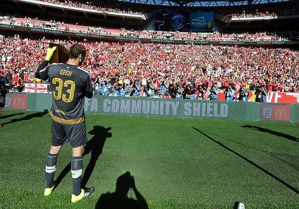 Arsenal: Petr Cech Lifts the FA Community Shield Trophy (2015-16)