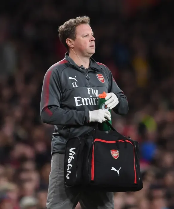 Framed Print : Arsenal physio Colin Lewin. Arsenal 1: 0 Doncaster Framed Print : Arsenal physio Colin Lewin. Arsenal 1: 0 Doncaster