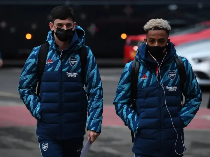 Framed Print : Arsenal Players Arrive at Nottingham Forest's City Ground for FA Cup Third Round Match