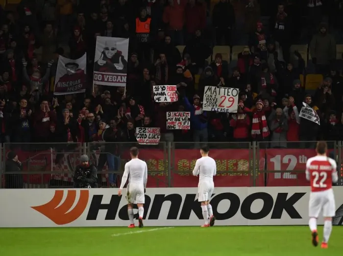 Framed Print : Arsenal Players Celebrate Europa League Victory with Ecstatic Fans