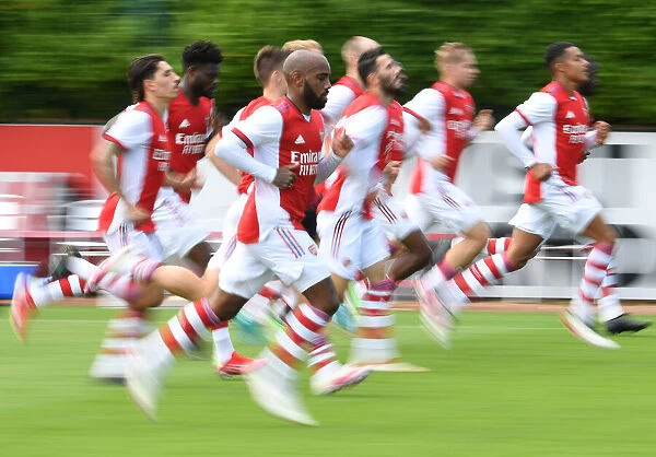 Arsenal Players Celebrate after Pre-Season Win Against Watford