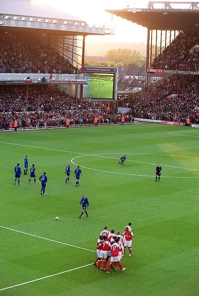 Arsenal players celebrate Robert Pires 1st goal. Arsenal 7:0 Everton