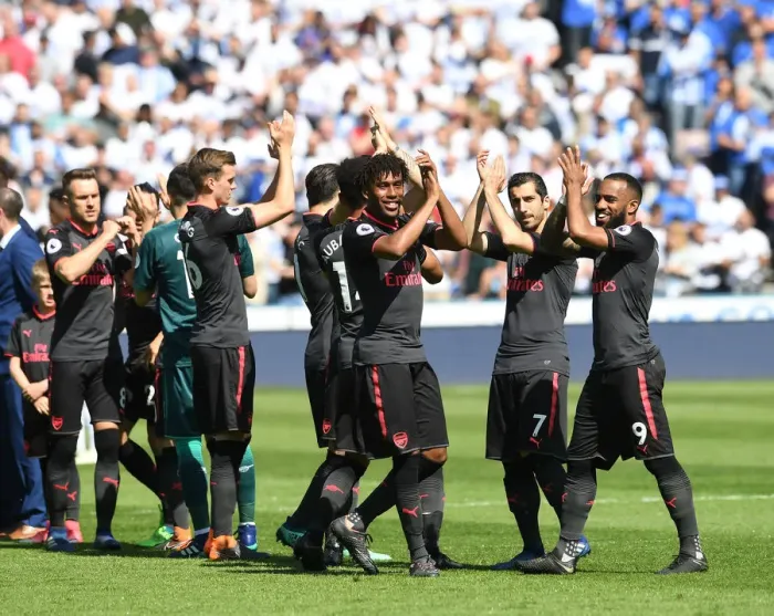 Framed Print : Arsenal Players Clap for Appreciative Fans Before Huddersfield Match, 2017-18 Premier League Framed Print : Arsenal Players Clap for Appreciative Fans Before Huddersfield Match, 2017-18 Premier League