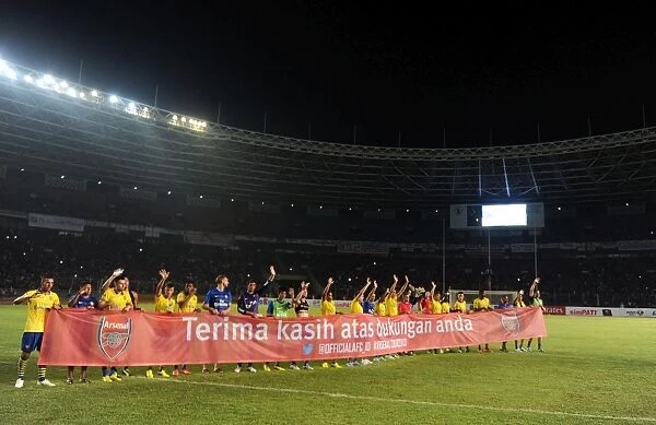 Arsenal Players Express Gratitude to Indonesian Fans with Banner