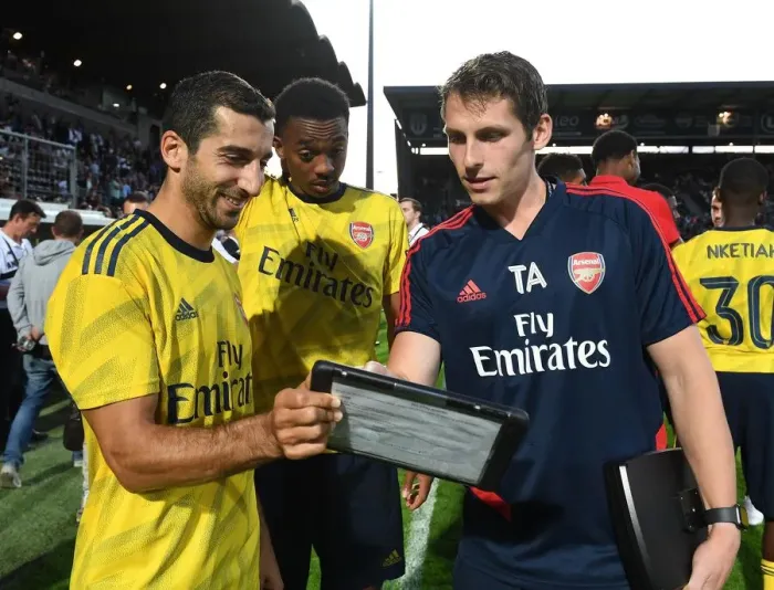 Framed Print : Arsenal Players Mkhitaryan and Willock Analyze Match Stats with Sports Scientist Allen Framed Print : Arsenal Players Mkhitaryan and Willock Analyze Match Stats with Sports Scientist Allen