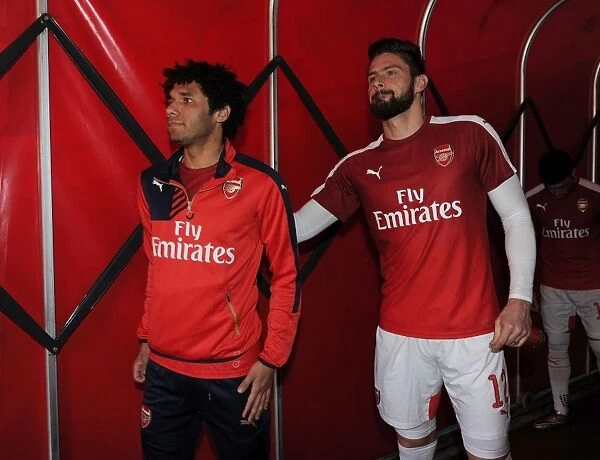 Arsenal Players Mohamed Elneny and Olivier Giroud in the Tunnel Before FA Cup Match vs Burnley (2016)