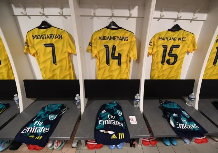 Framed Print : Arsenal Players Prepare for Angers Friendly: Gunners Ready at Stade Raymond Kopa