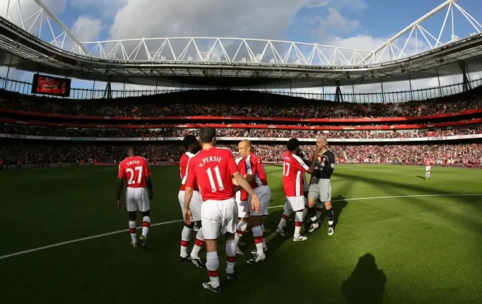 Framed Print : Arsenal Players Readying for Action: Arsenal 3-1 Everton, Barclays Premier League, Emirates Stadium, London, October 18, 2008