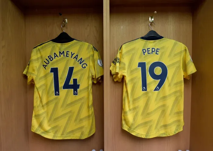 Framed Print : Arsenal Players Shirts in Sheffield United Changing Room - October 2019 Premier League Clash Framed Print : Arsenal Players Shirts in Sheffield United Changing Room - October 2019 Premier League Clash
