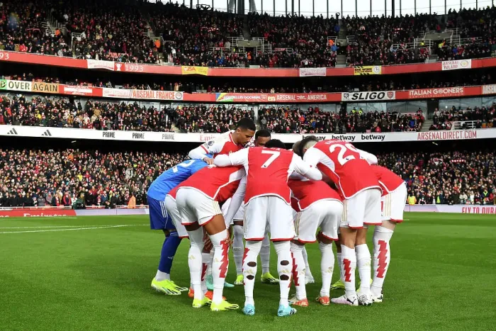 Framed Print : Arsenal Players Unite: Huddle Before Kick-off Against Crystal Palace (2023-24) Framed Print : Arsenal Players Unite: Huddle Before Kick-off Against Crystal Palace (2023-24)