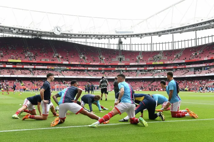 Framed Print : Arsenal Players Warm Up Ahead of Arsenal v Brighton & Hove Albion Premier League Clash at Emirates Stadium (2022-23) Framed Print : Arsenal Players Warm Up Ahead of Arsenal v Brighton & Hove Albion Premier League Clash at Emirates Stadium (2022-23)