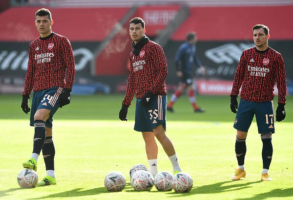 Arsenal Players Warm Up Ahead of Emirates FA Cup Fourth Round Clash with Southampton