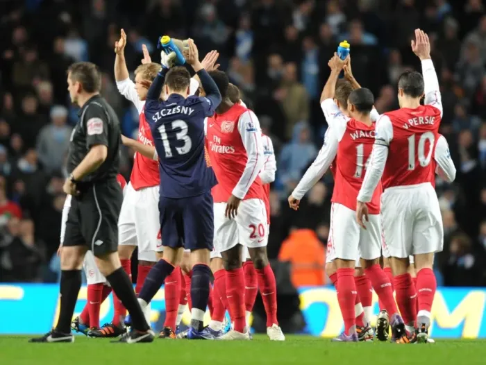 Framed Print : Arsenal Players Wave to Fans Before Manchester City Clash (2011-12)