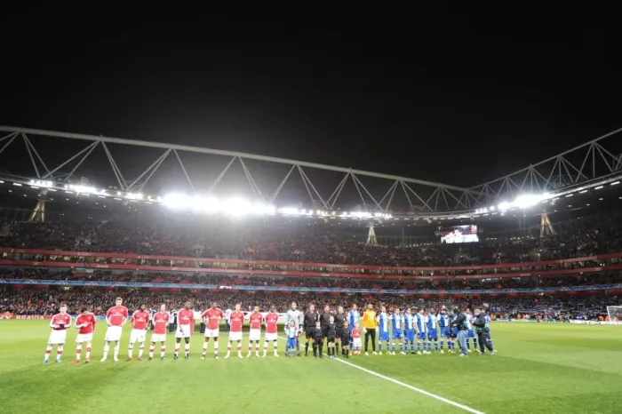 Framed Print : The Arsenal and Porto teams line up before the match. Arsenal 5: 0 FC Porto