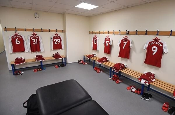 Arsenal Pre-Match Changing Room: West Bromwich Albion vs. Arsenal (2017-18)