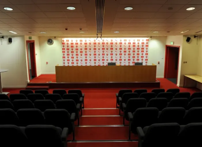 Framed Print : Arsenal Pre-Match Press Conference Ahead of Arsenal v Manchester United (2014-15) Framed Print : Arsenal Pre-Match Press Conference Ahead of Arsenal v Manchester United (2014-15)
