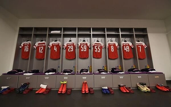 Arsenal: Preparing for Battle in the Europa League - A Glimpse into the Changing Room (Vorskla Poltava v Arsenal, 2018-19)