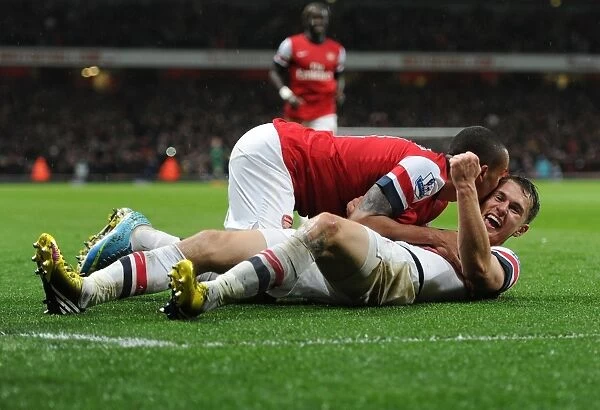 Arsenal: Ramsey and Walcott's Euphoric Goal Celebration (2012-13) vs. Wigan Athletic
