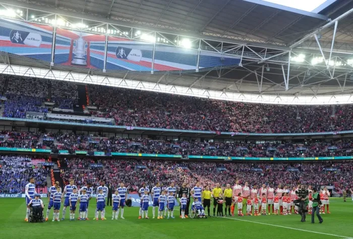Framed Print : Arsenal and Reading teams line up before the match. Arsenal 2: 1 Reading, after extra time Framed Print : Arsenal and Reading teams line up before the match. Arsenal 2: 1 Reading, after extra time