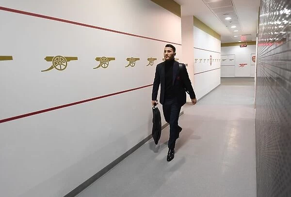 Arsenal: Sead Kolasinac in the Changing Room before Arsenal v BATE Borisov - UEFA Europa League Round of 32 (2018-19)