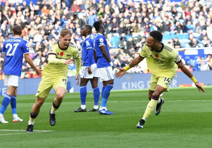 Framed Print : Arsenal: Smith Rowe and Aubameyang Celebrate Goals Against Leicester City (2021-22) Framed Print : Arsenal: Smith Rowe and Aubameyang Celebrate Goals Against Leicester City (2021-22)