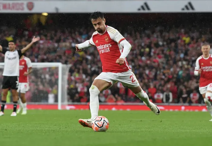 Framed Print : Arsenal Soar Past Fulham: Fabio Vieira Assists Nketiah's Brace in 2023-24 Premier League Clash Framed Print : Arsenal Soar Past Fulham: Fabio Vieira Assists Nketiah's Brace in 2023-24 Premier League Clash