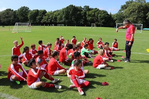 Arsenal Soccer School 2017: Train with Arsenal Pros - Residential Camp