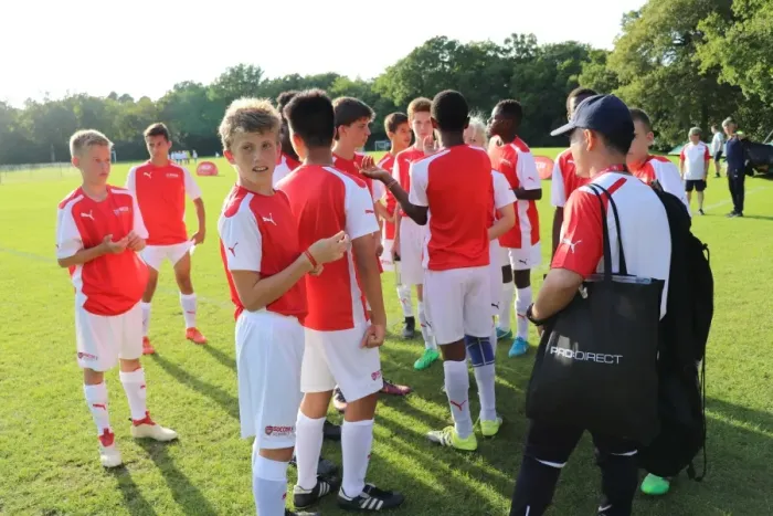 Framed Print : Arsenal Soccer School 2017: Train with Arsenal Pros - Residential Camp Framed Print : Arsenal Soccer School 2017: Train with Arsenal Pros - Residential Camp