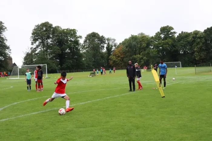 Framed Print : Arsenal Soccer School 2017: Train like a Pro with Arsenal FC Framed Print : Arsenal Soccer School 2017: Train like a Pro with Arsenal FC