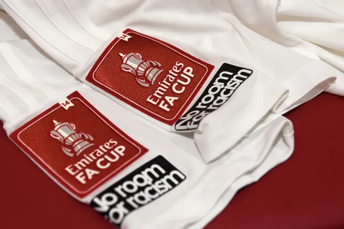 Framed Print : Arsenal Stands Against Knife Crime: All-White Kit Debut vs. Liverpool in Emirates FA Cup Framed Print : Arsenal Stands Against Knife Crime: All-White Kit Debut vs. Liverpool in Emirates FA Cup