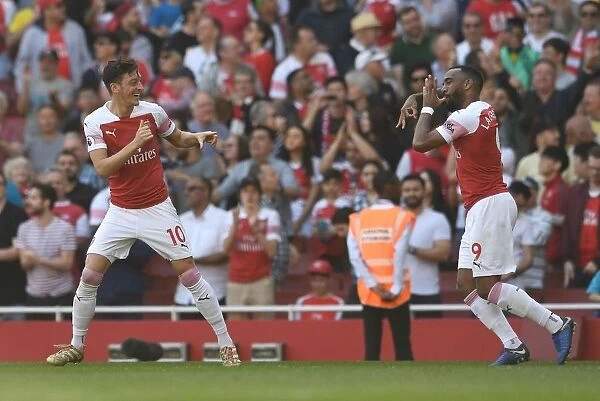 Arsenal Stars Ozil and Lacazette: Celebrating a Goal Together (Arsenal vs Crystal Palace, 2018-19)
