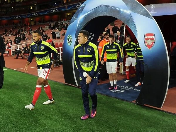 Arsenal Stars Theo Walcott and Alexis Sanchez Before Arsenal vs Ludogorets Razgrad UEFA Champions League Match, 2016