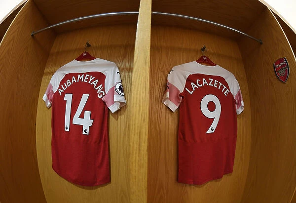 Arsenal Strikers: Aubameyang and Lacazette Gear Up in the Changing Room (Arsenal v Everton, 2018-19)