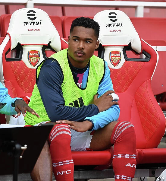 Arsenal Subs Bench: Reuell Walters Awaits Action vs Brighton & Hove Albion (2022-23)